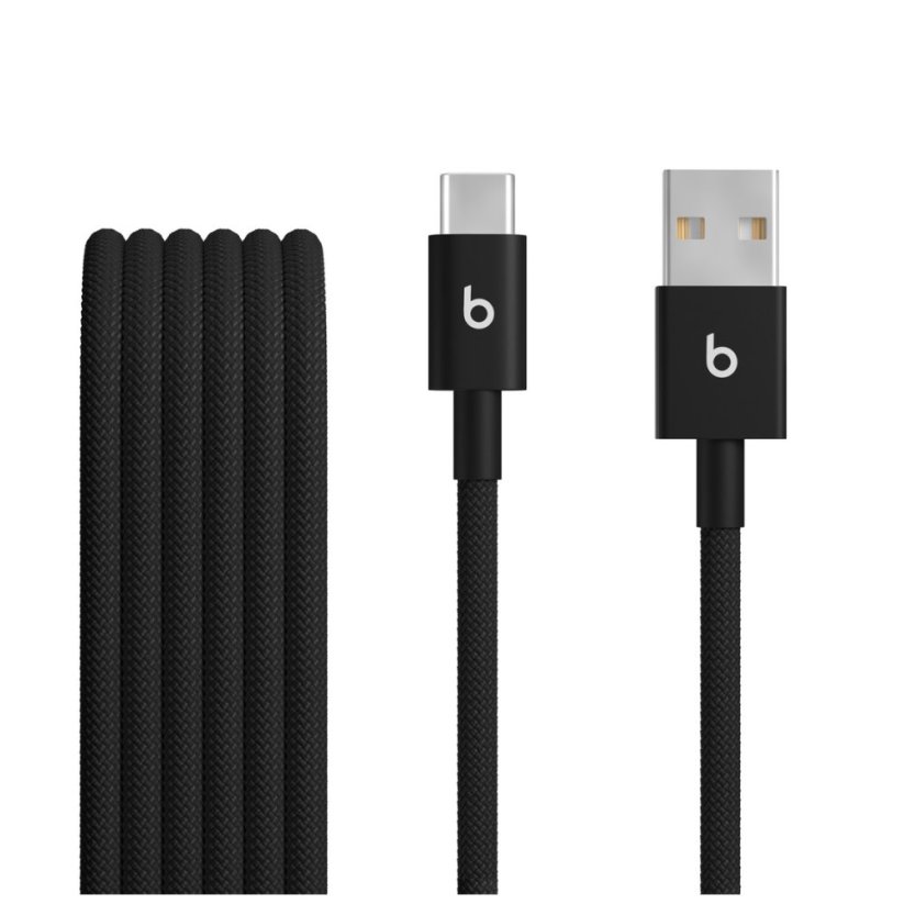 Balení dvou opletených kabelů Beats USB‑A/USB‑C – sytě černé
