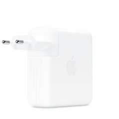 Pohled zepředu na 96W napájecí adaptér USB-C