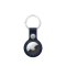 Apple Klíčenka z tkaniny FineWoven na AirTag – temně modrá