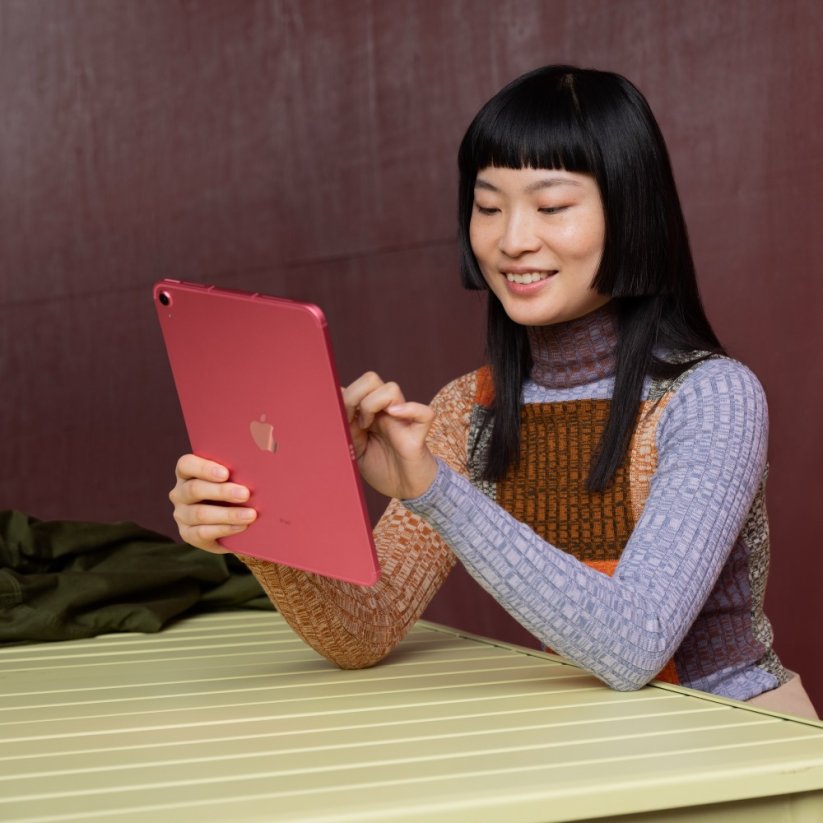 Apple iPad 10,9" Wi-Fi + Cell 256GB - stříbrný 2024