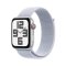 Apple Watch SE Cellular 40mm Stříbrný hliník s oblačně modrým provlékacím sportovním řemínkem