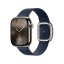 Apple Watch 42mm temně modrý řemínek s moderní přezkou - Small