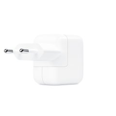 Pohled zepředu na 12W USB napájecí adaptér