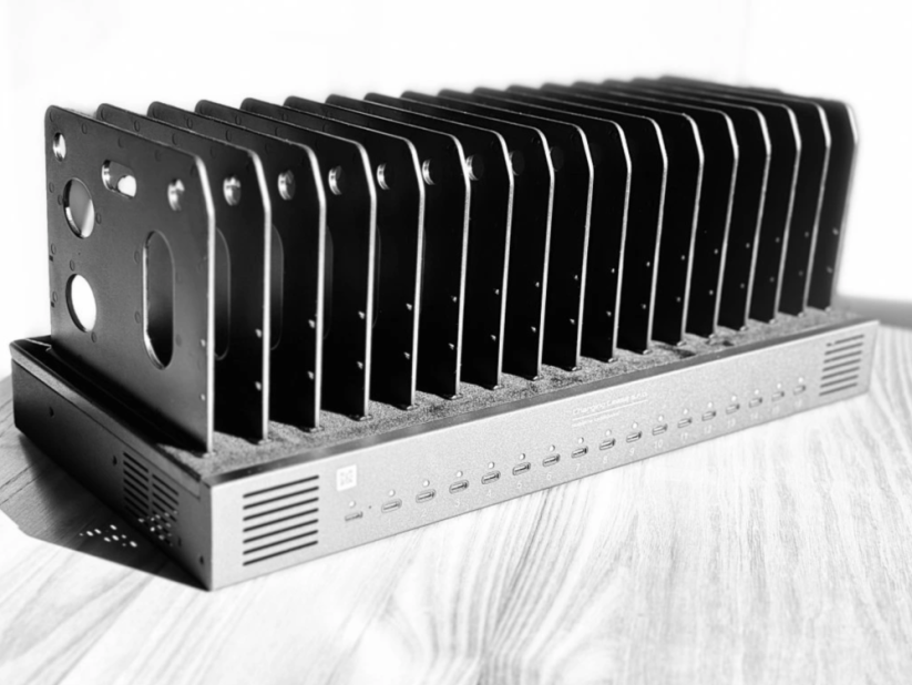 Charging C16 - 62W na port - 1000W celkem